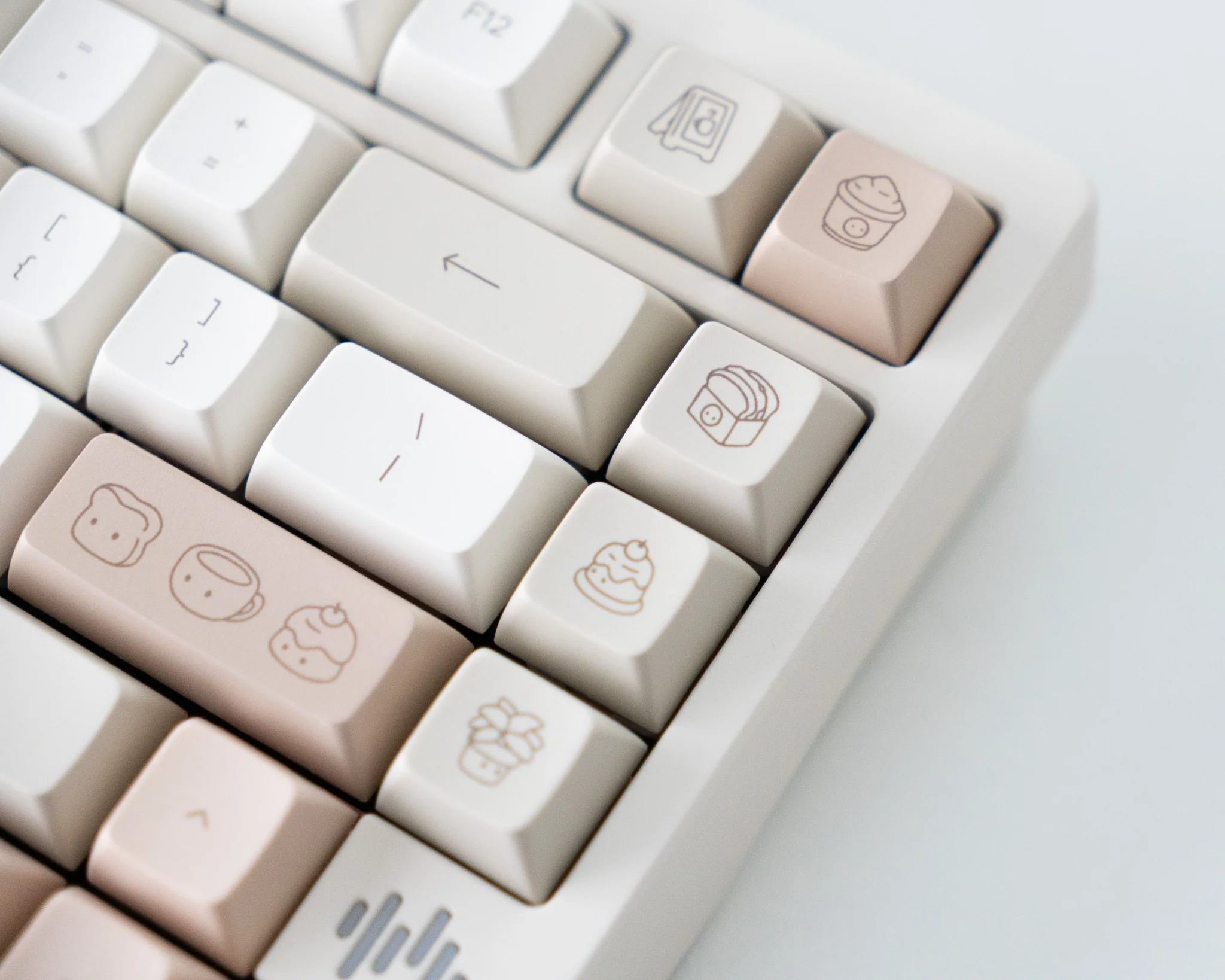 café rose marshmallow keycaps - Image 3
