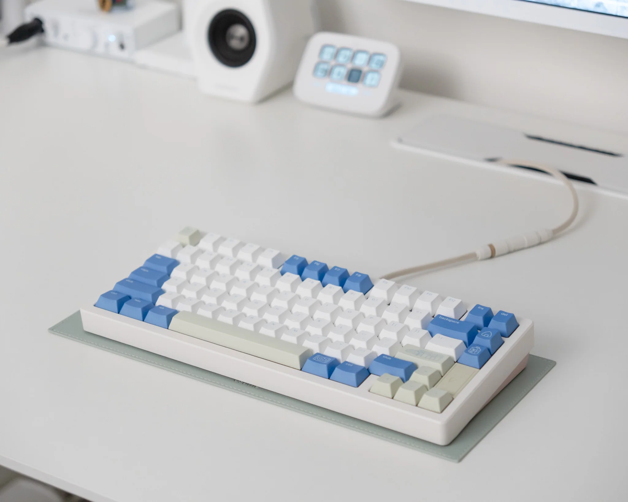 konbini green keycaps - Image 6