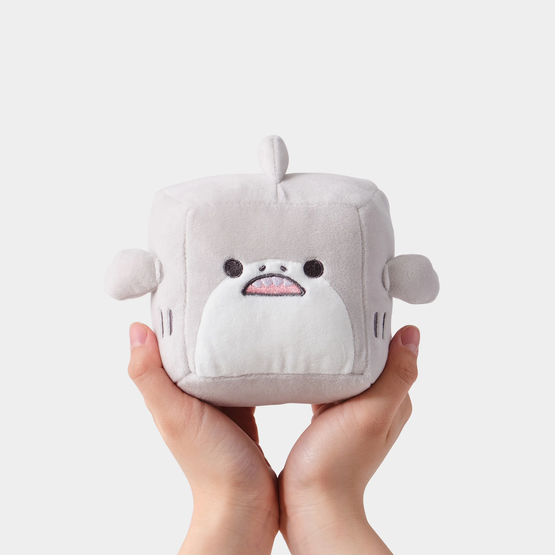 shark plushie - Image 4