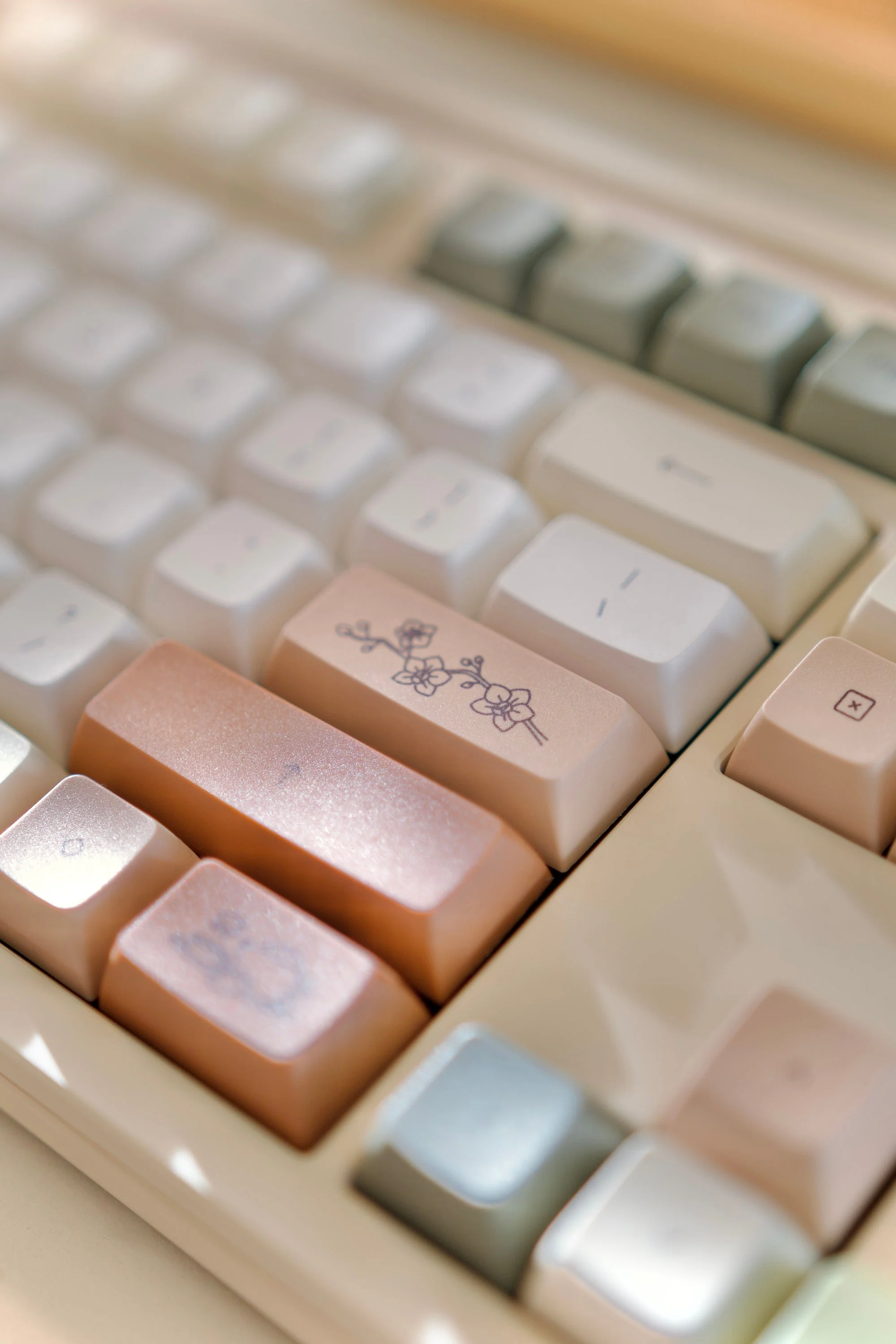 zen marshmallow keycaps - Image 11